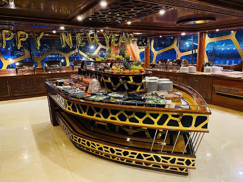 Dîner Croisière dans un bateau traditionnel : Présentation